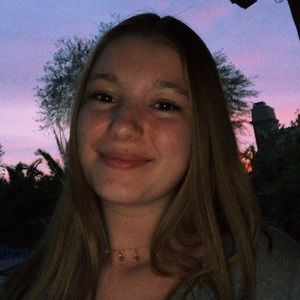 Meet your Posher, Elisa